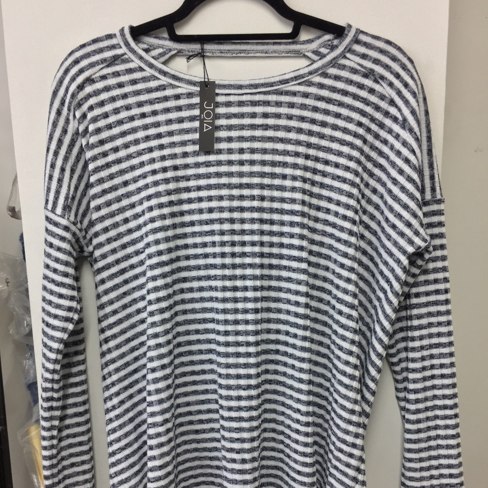 Joia sweater tee